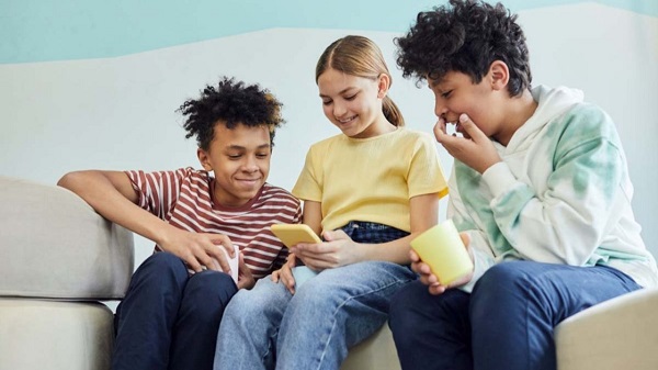 limitar el tiempo que los adolescentes usan los dispositivos m�viles